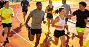 马拉松运动员赛前训练花絮照片
